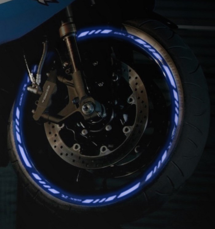 Blue wheel rim tape - Glow effect
